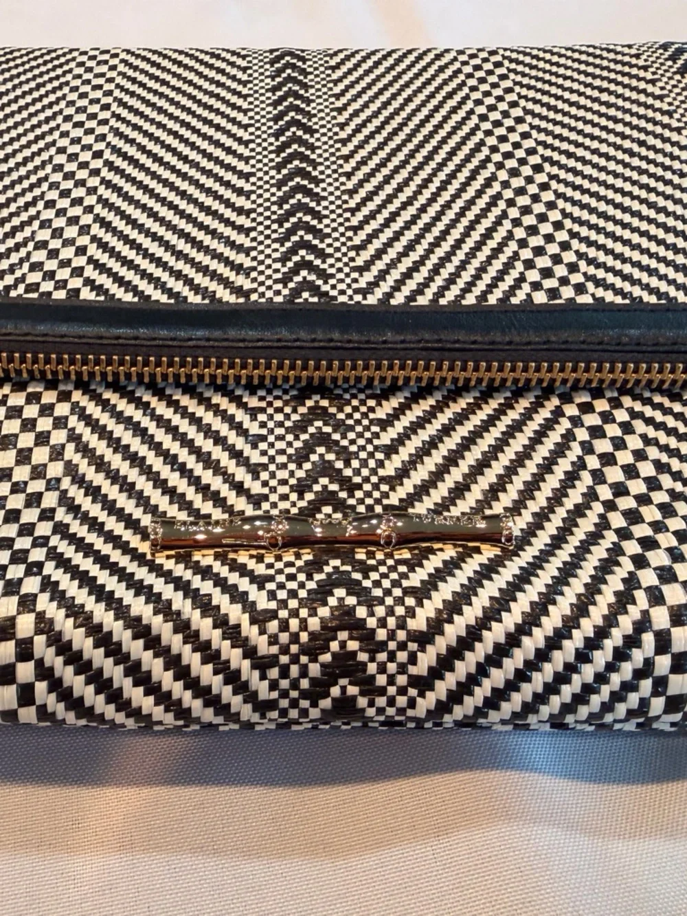 Elaine Turner Black and White Chevron Crossbody Red Interior with Mirror - Picture 11 of 11